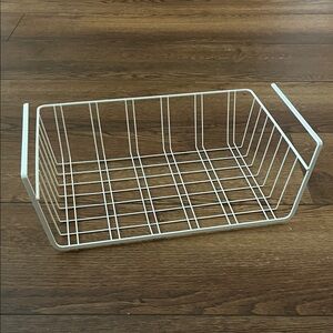 Under Shelf Hanging Wire Storage Basket